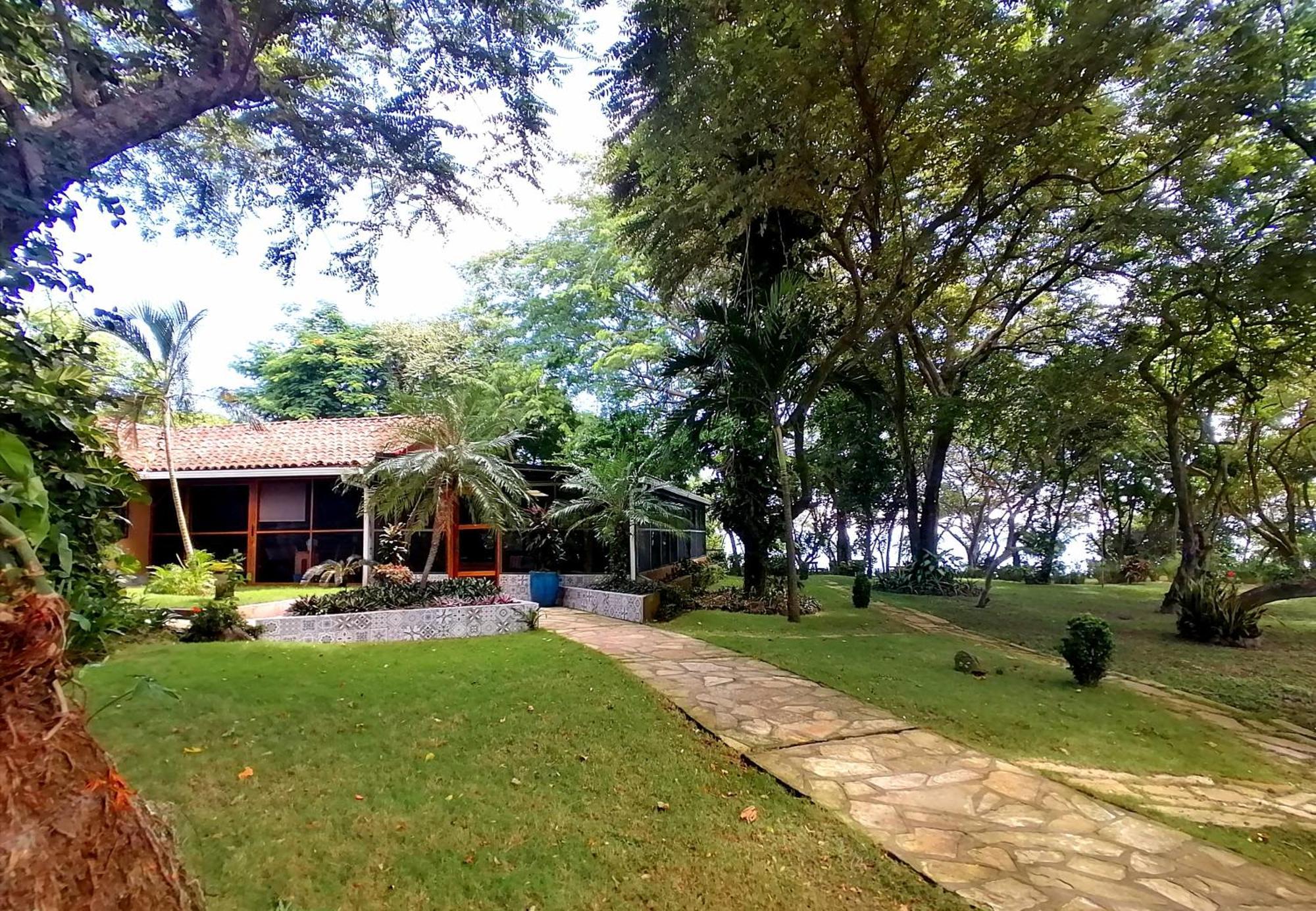 Xalli Beach Hotel Altagracia ภายนอก รูปภาพ