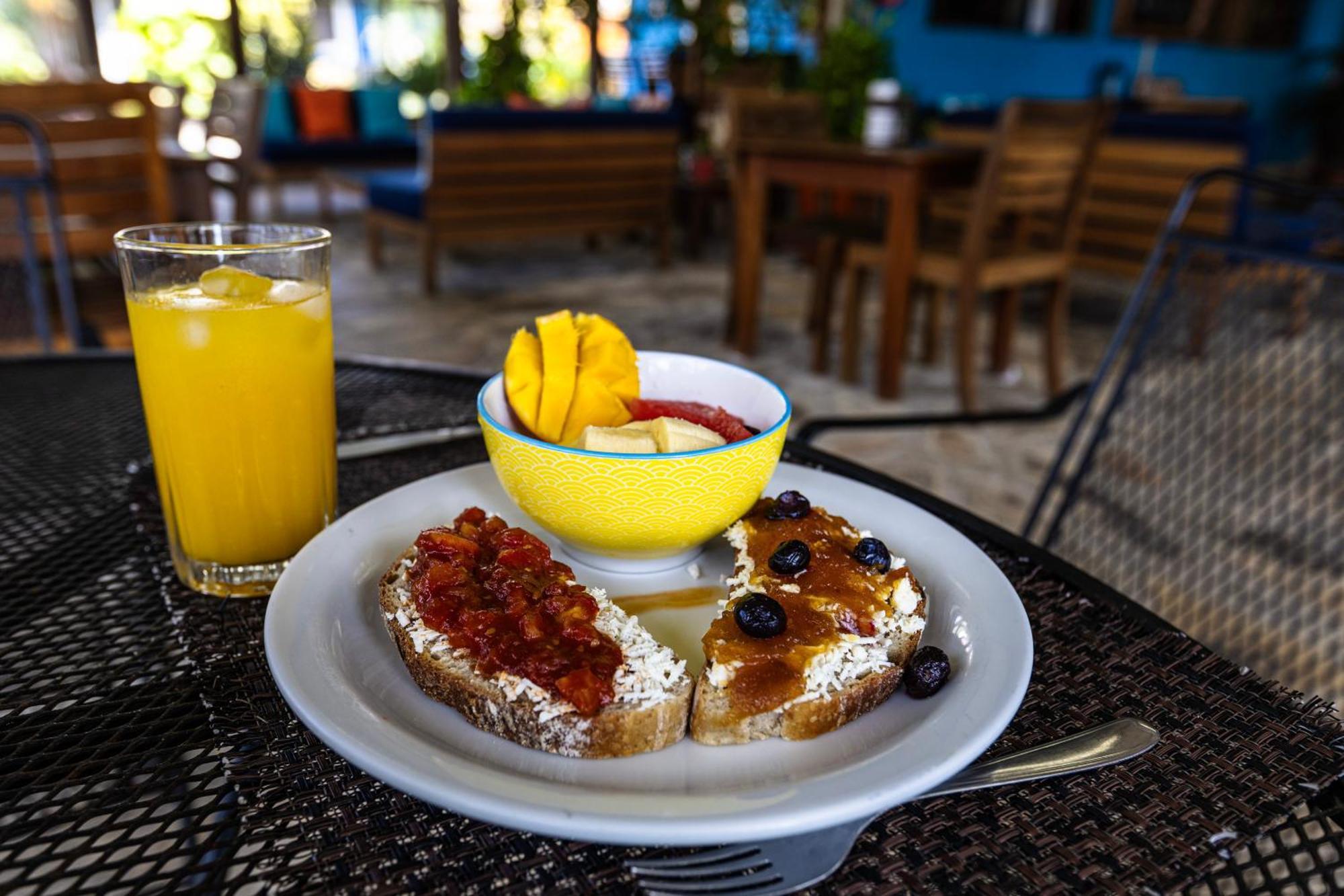 Xalli Beach Hotel Altagracia ภายนอก รูปภาพ